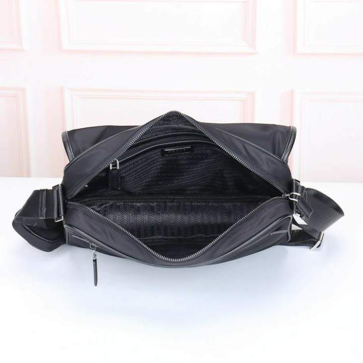 Picture of Prada Mens Bags _SKUfw167292304fw